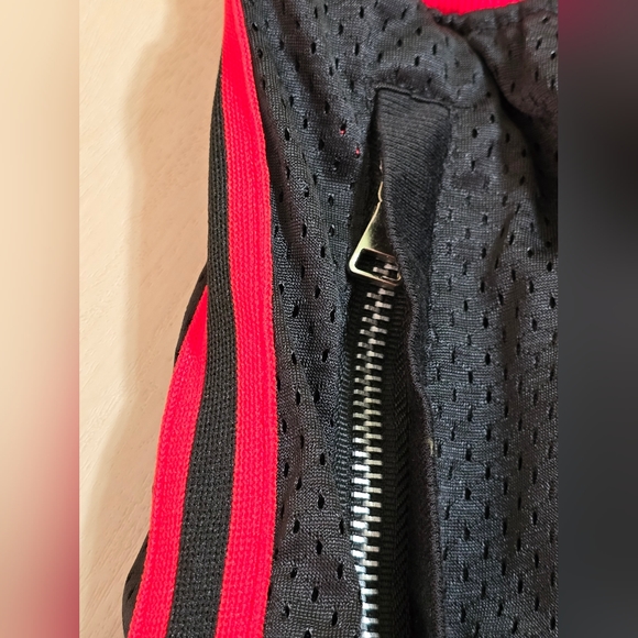 Clsc Men’s Gym Shorts black red size Large - Picture 3 of 11